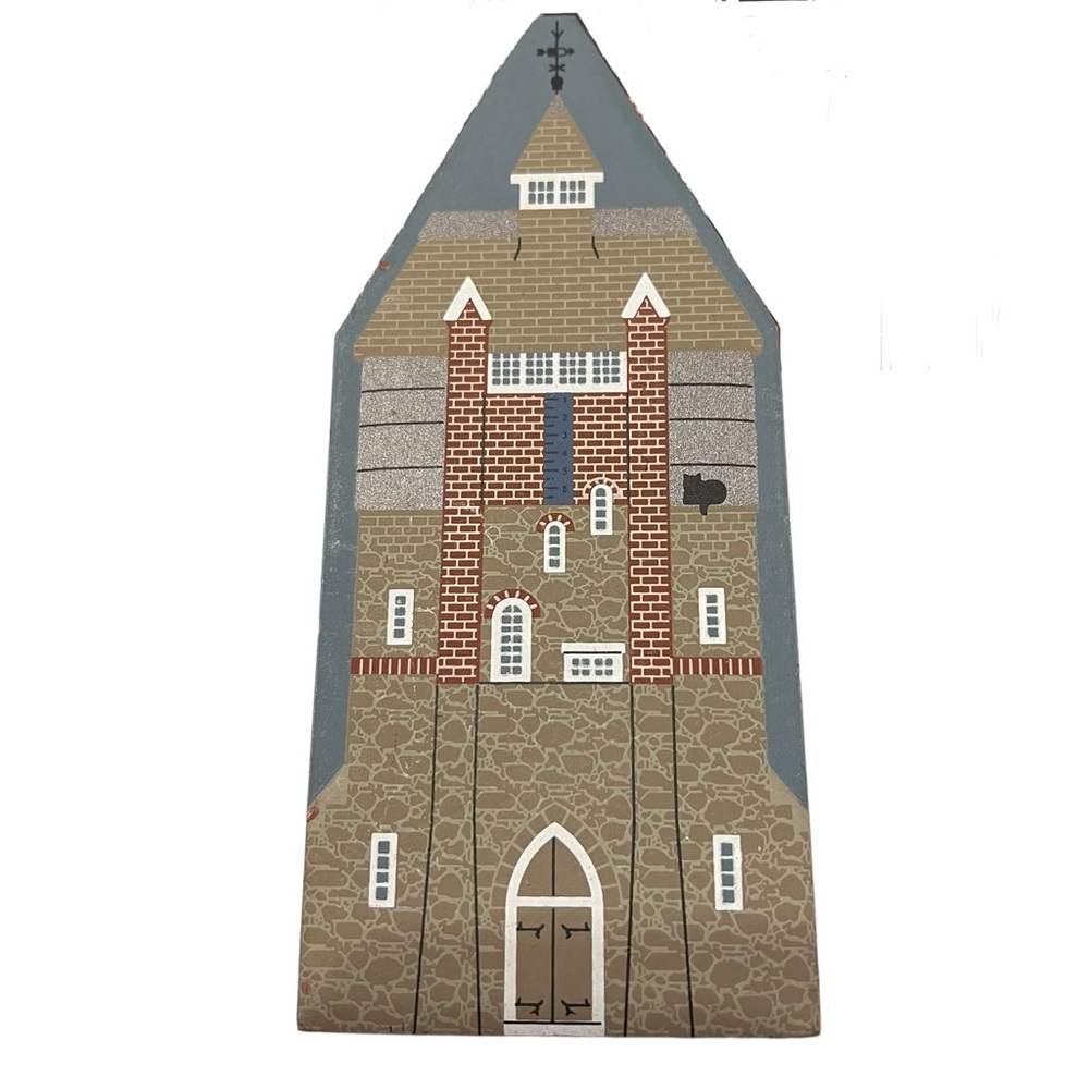 Cat’s Meow Village Westtown Water Tower, Collectors Club Editions